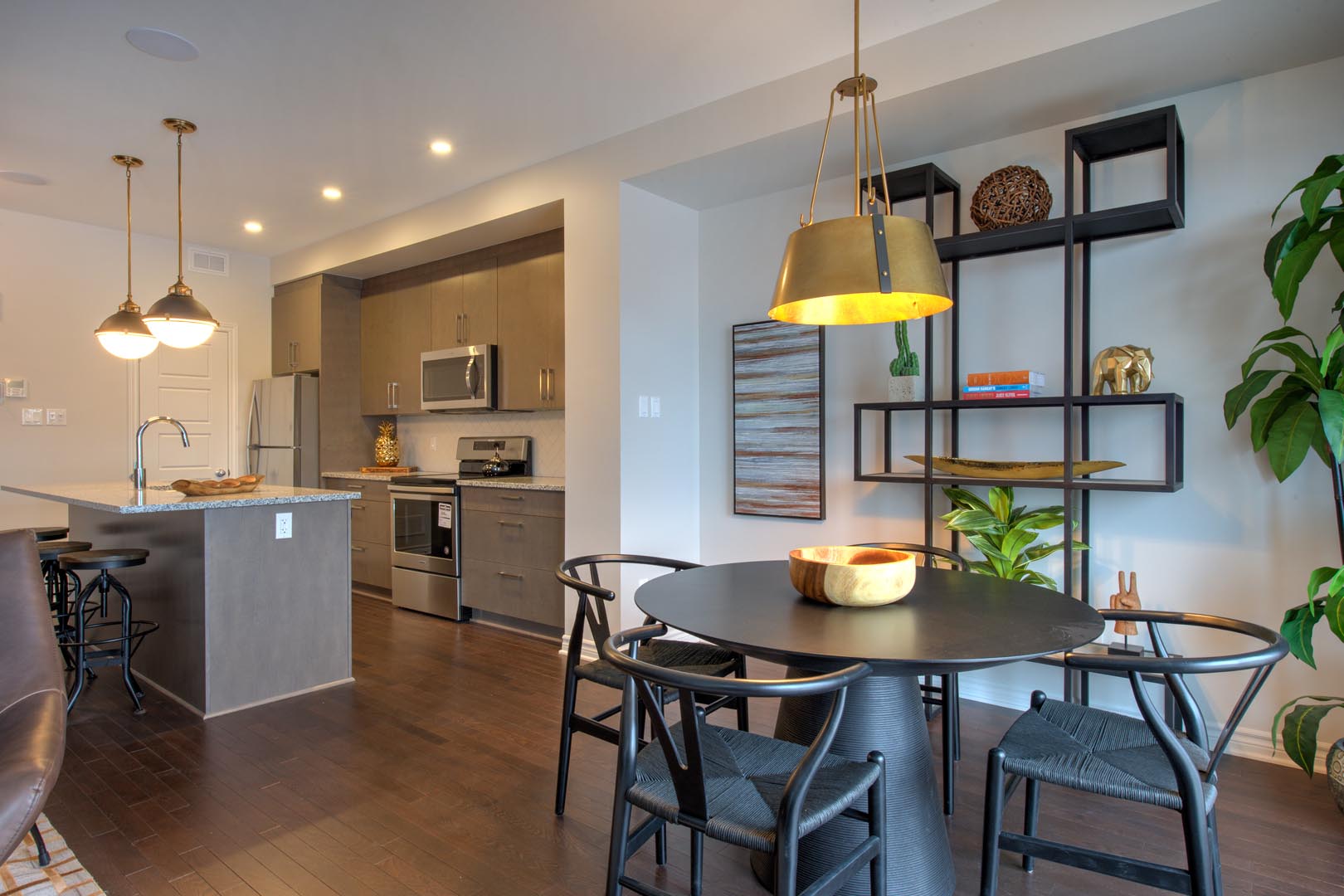 Ashton Kitchen Gallery Townhome
